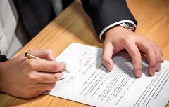 如何签订施工合同？