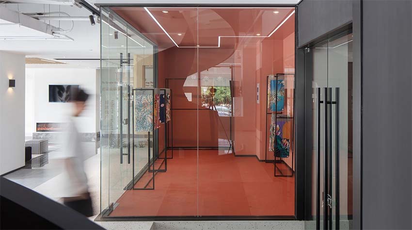 钢化玻璃门怎么选择？